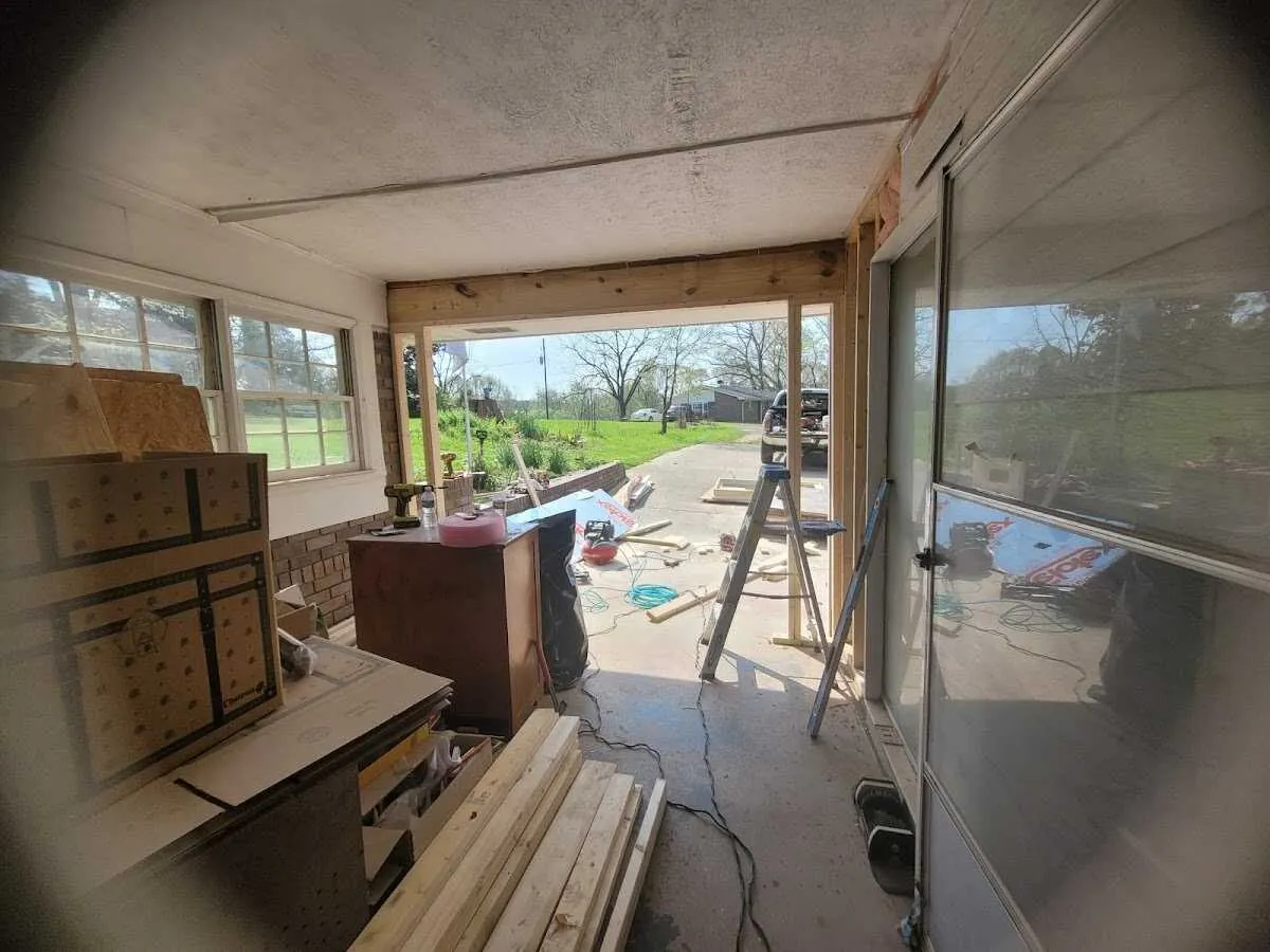 Air movers and dehumidifier for Drying & Dehumidification in Melissa